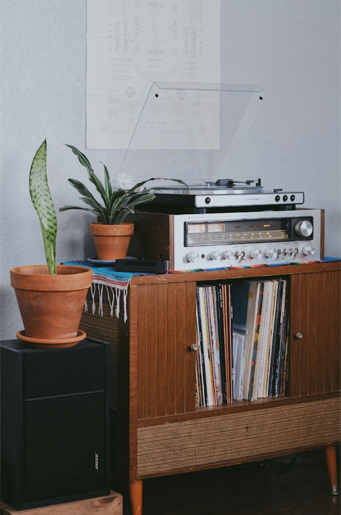 Choosing an Affordable Record Player: A Comprehensive Guide