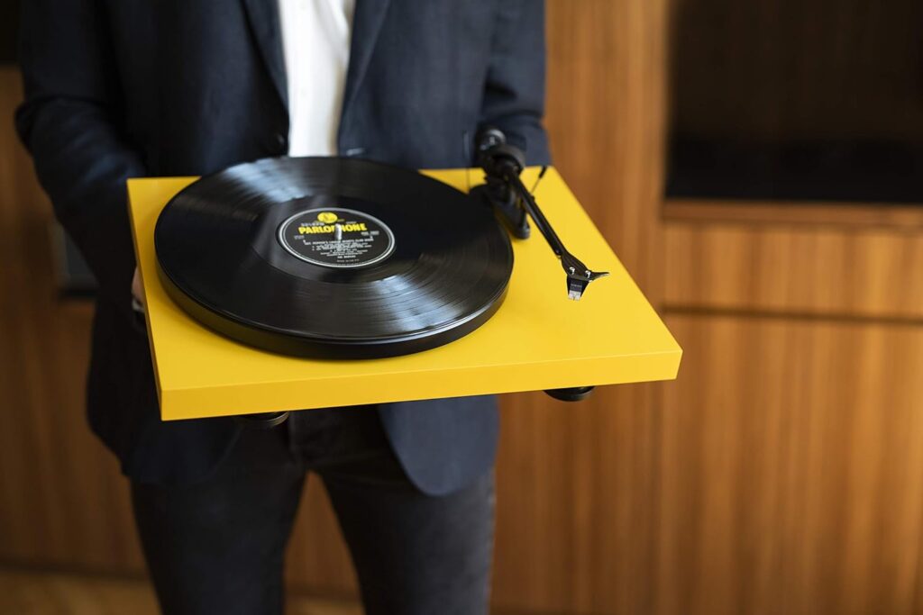 Pro-Ject Debut Carbon EVO, Audiophile Turntable with Carbon Fiber tonearm, Electronic Speed Selection and pre-Mounted Sumiko Rainier Phono Cartridge (Satin Golden Yellow)